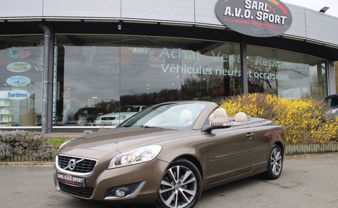Volvo C70 ii (2) cabriolet d3 momentum garantie 12 Marron de 2012