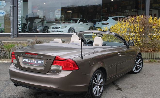 Volvo C70 ii (2) cabriolet d3 momentum garantie 12 Marron de 2012