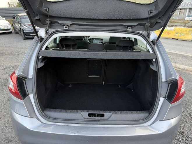 Peugeot 308 1.6 BlueHDi 120ch SetS BVM6 Allure Gris de 2014