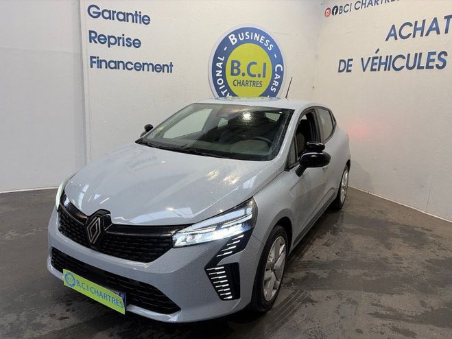Renault Clio V 1.5 BLUE DCI 100CH EVOLUTION Gris C de 2024