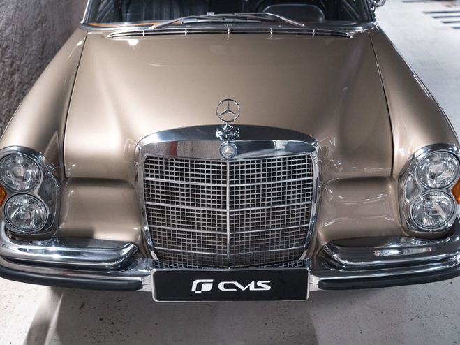 Mercedes 280 SE Or M�tallis� de 1972