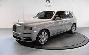  Voir d&eacute;tails -Rolls royce Cullinan  &agrave; Cannes (06)