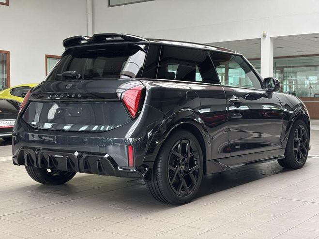 Mini One IV (F66) 1.5 COOPER C 156 FINITION JCW D Gris de 2025