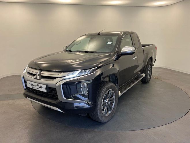 Cliquer pour voir la photo suivante Mitsubishi L 200 CLUB CAB MY20 2.2 DI-D 150 AS&G 4WD INST Noir Métallisé de 2020
