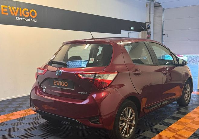 Toyota Yaris 1.5 vvti 100h 75ch full-hybrid dynamic b Rouge de 2018