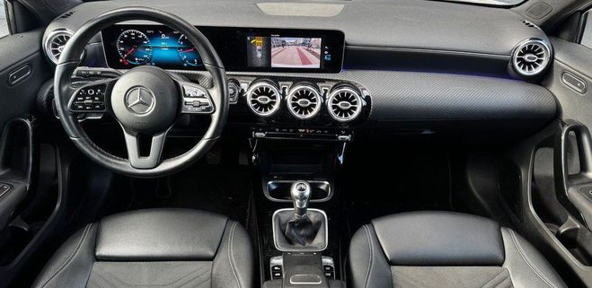 Mercedes Classe A 1.3 180 136ch progressive line led ambia Blanc de 2019