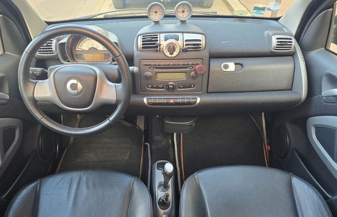 Smart Fortwo coup� (finition passion) 1.0 turbo 84cv  Noir de 2007