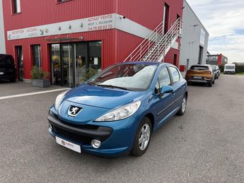  Voir d&eacute;tails -Peugeot 207 1.4i 16V BERLINE Ex�cutive PHASE 1 &agrave; Dagneux (01)