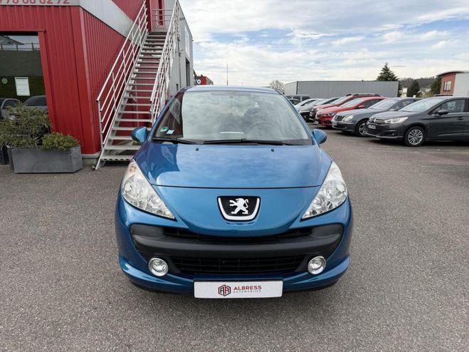 Peugeot 207 1.4i 16V BERLINE Ex�cutive PHASE 1 BLEU CLAIR de 2008