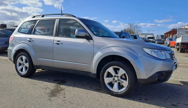 Subaru Forester III 2.0 D 147 CV 4X4 GRIS de 2009