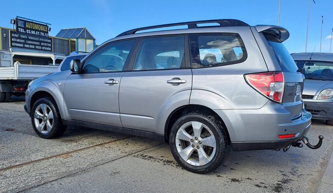 Subaru Forester III 2.0 D 147 CV 4X4 GRIS de 2009