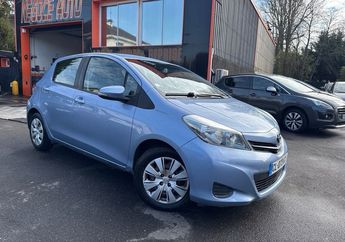  Voir d&eacute;tails -Toyota Yaris 100 VVT-I DYNAMIC 5P &agrave; Morsang-sur-Orge (91)