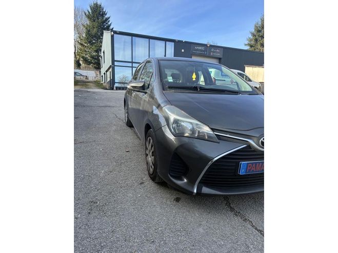 Toyota Yaris 1.0 - 69 VVT-i 2016 III 2011 Active PHAS GRIS FONCE de 2016