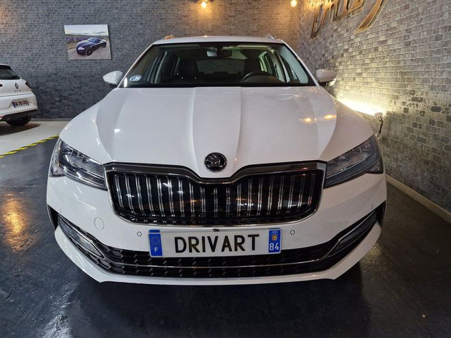 Skoda Superb Break 1.4 TSI PHEV 218ch Business DSG6 ( blanc metal de 2024