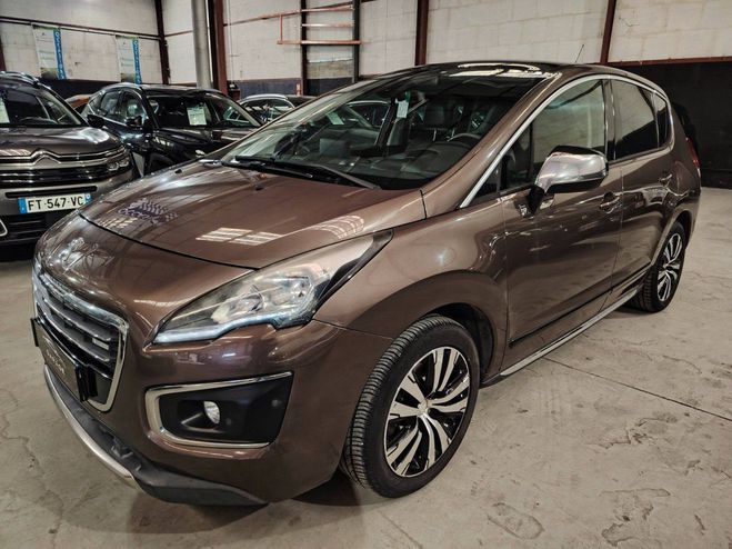 Cliquer pour voir la photo suivante Peugeot 3008 HYbrid4 2.0 e-HDi FAP ETG6 FELINE MARRON de 2014