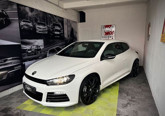 Volkswagen Scirocco ii r 2.0 tsi 265 dsg6 Blanc de 2012