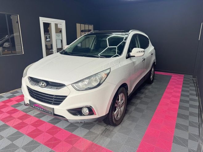 Hyundai Ix35 2.0 CRDi 136 4WD Pack Premium / toit ouv Blanc de 2011