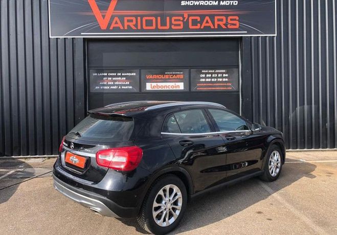 Mercedes Classe GLA Classe 220 Business 4MATIC 7G-DCT 177 cv Noir de 2016