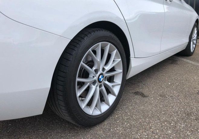 BMW Serie 1 (F21-F20) 120IA 184CH LOUNGE 5P Blanc de 2017