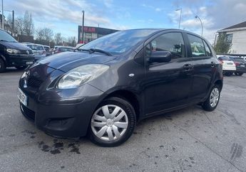  Voir d&eacute;tails -Toyota Yaris 69 VVT-I IN 5P &agrave; Morsang-sur-Orge (91)
