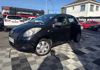  Voir d&eacute;tails -Toyota Yaris 90 D-4D 5P &agrave; Morsang-sur-Orge (91)