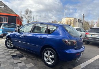  Voir d&eacute;tails -Mazda 3 1.6 MZ-CD90 ELEGANCE &agrave; Morsang-sur-Orge (91)