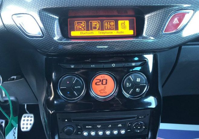 Citroen DS3 1.6 E-HDI110 AIRDREAM SPORT CHIC Noir de 2011