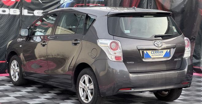 Toyota Verso 126 D-4D FAP SKYVIEW EDITION 7 PLACES Gris de 2010