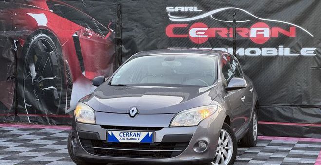 Renault Megane III 2.0 16V 140CH DYNAMIQUE CVT Beige de 2010