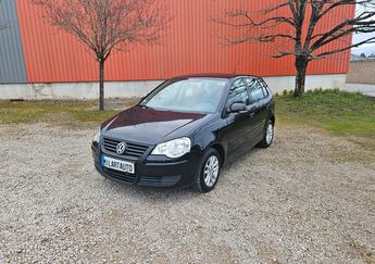  Voir d&eacute;tails -Volkswagen Polo VW 1.4TDI 70CH Tr�s Bon Etat... &agrave; Rodez (12)