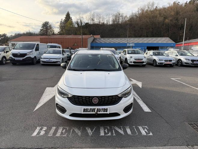Cliquer pour voir la photo suivante Fiat Tipo II 1.4 95ch Easy 5p BLANC de 2018