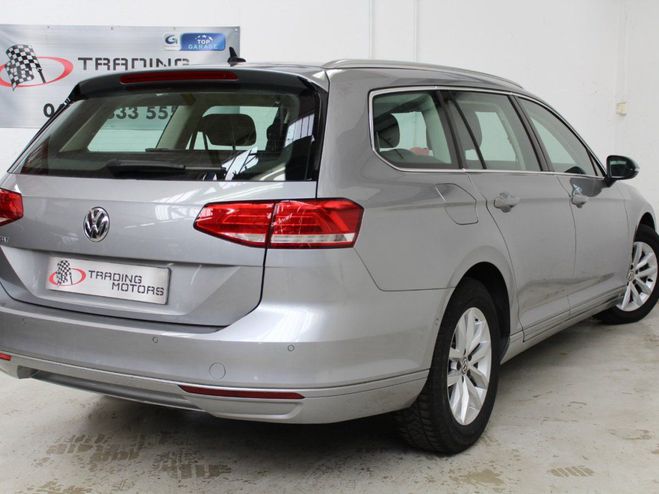 Volkswagen Passat BREAK Comfortline BMT/DSG Gris de 2019