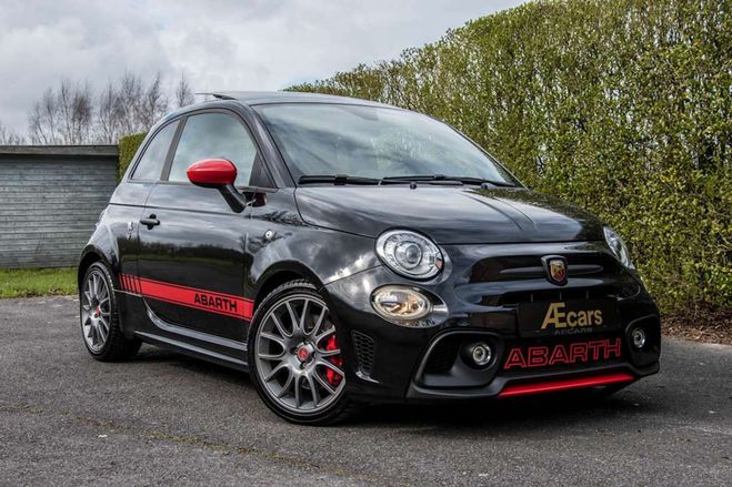 Abarth 595 Competizione 1.4 T-JET AKRAPOVIC EXHAUST Noir M�tallis� de 