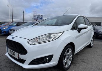  Voir d&eacute;tails -Ford Fiesta 1.0 ECOBOOST 100CH STOP&START BUSINESS 5 &agrave; Charmeil (03)