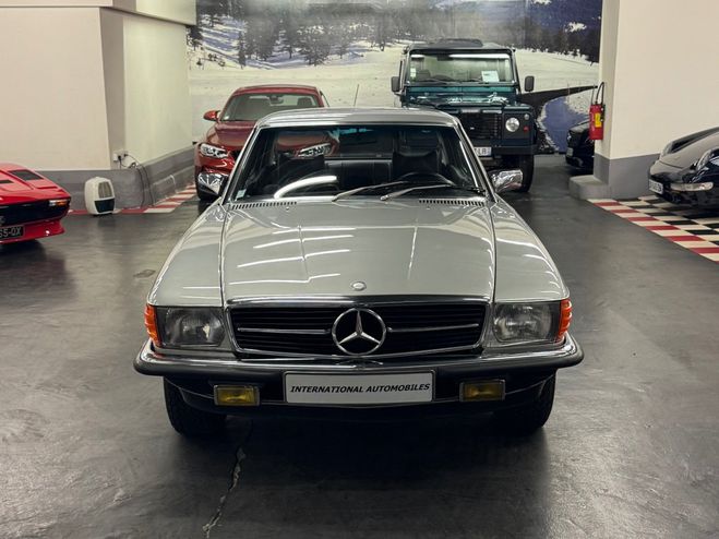 Mercedes Classe SL 500 R107 5.0L (M117E50) V8 BVA4 Gris de 1980