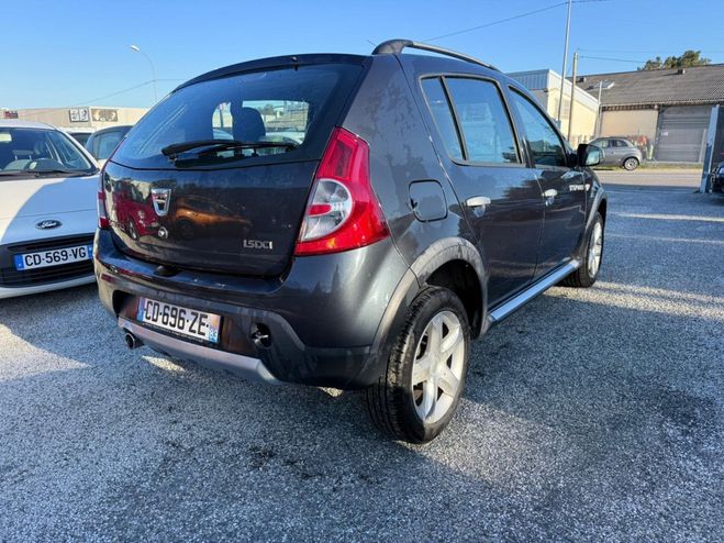 Dacia Sandero 1.5 DCI 90CH FAP STEPWAY EURO 5 Gris F de 2012