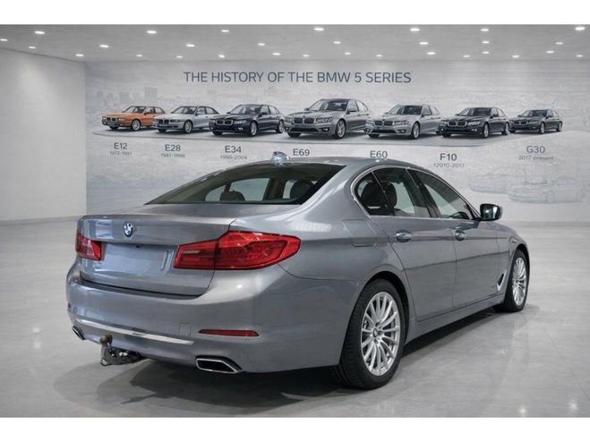 BMW Serie 5 540i TURBO 340 B58 G30 BVA LUXURY LINE / BLUESTONE METALLIC de 2017