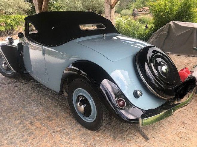 Citroen Traction 7C Enti�rement restaur� Bleu de 1935