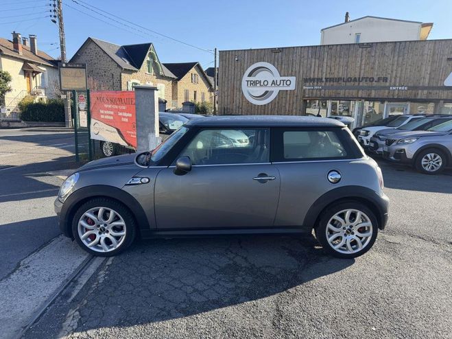 Mini Cooper R56 1.6i - 211 John Works - Clim + SUIVI GRIS CLAIR de 2009