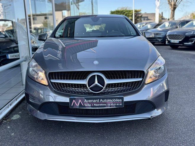 Mercedes Classe A 200 d Intuition GRIS FONCE de 2015