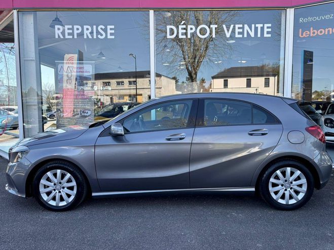 Mercedes Classe A 200 d Intuition GRIS FONCE de 2015