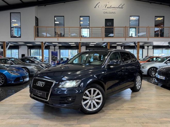 Audi Q5 AVUS HYBRID 245CH QUATTRO TOIT OUVRANT / Bleu de 2012