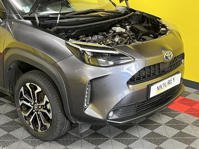 Toyota Yaris Cross Hybrid 116h - BV CVT AWD-i (4X4) D GRIS ATLAS de 2024