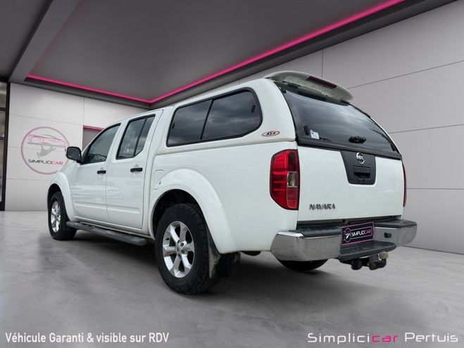 Nissan Navara 2.5 dCi 190 Double Cab XE Hardtop clim a Blanc de 2010