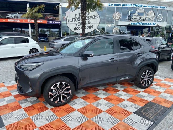 Toyota Yaris 1.5 HYBRIDE 130 2WD DESIGN BUSINESS  de 2026