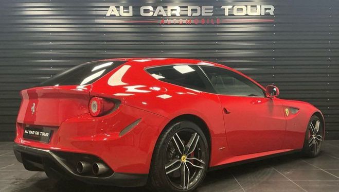 Ferrari FF 6.3 V12 660 Ch Rouge de 2011