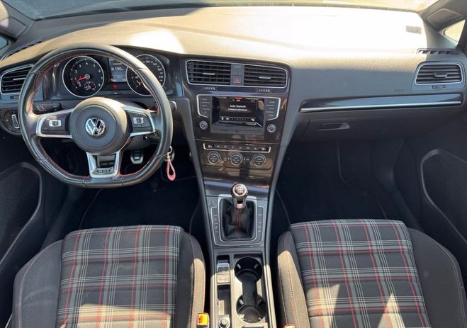 Volkswagen Golf 7 gti 2.0 tsi entretien complet toit ouv Noir de 2016