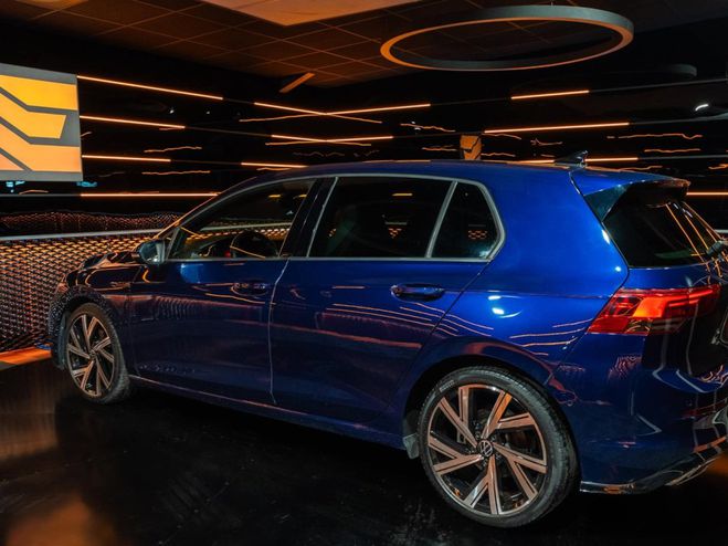 Volkswagen Golf 8 1.5 ETSI 150CH DSG7 R-LINE BLEU ATLANTIQUE de 2021
