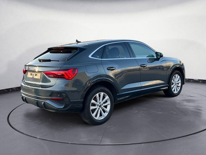 Audi Q3 Sportback 45 TFSI e 245 Business Line -  Gris Nano de 2022