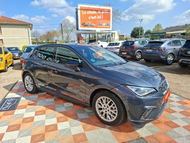 Seat Ibiza 1.0 TSI 110 BV6 FR GPS Cam�ra Cockpit Gris Clair de 2024